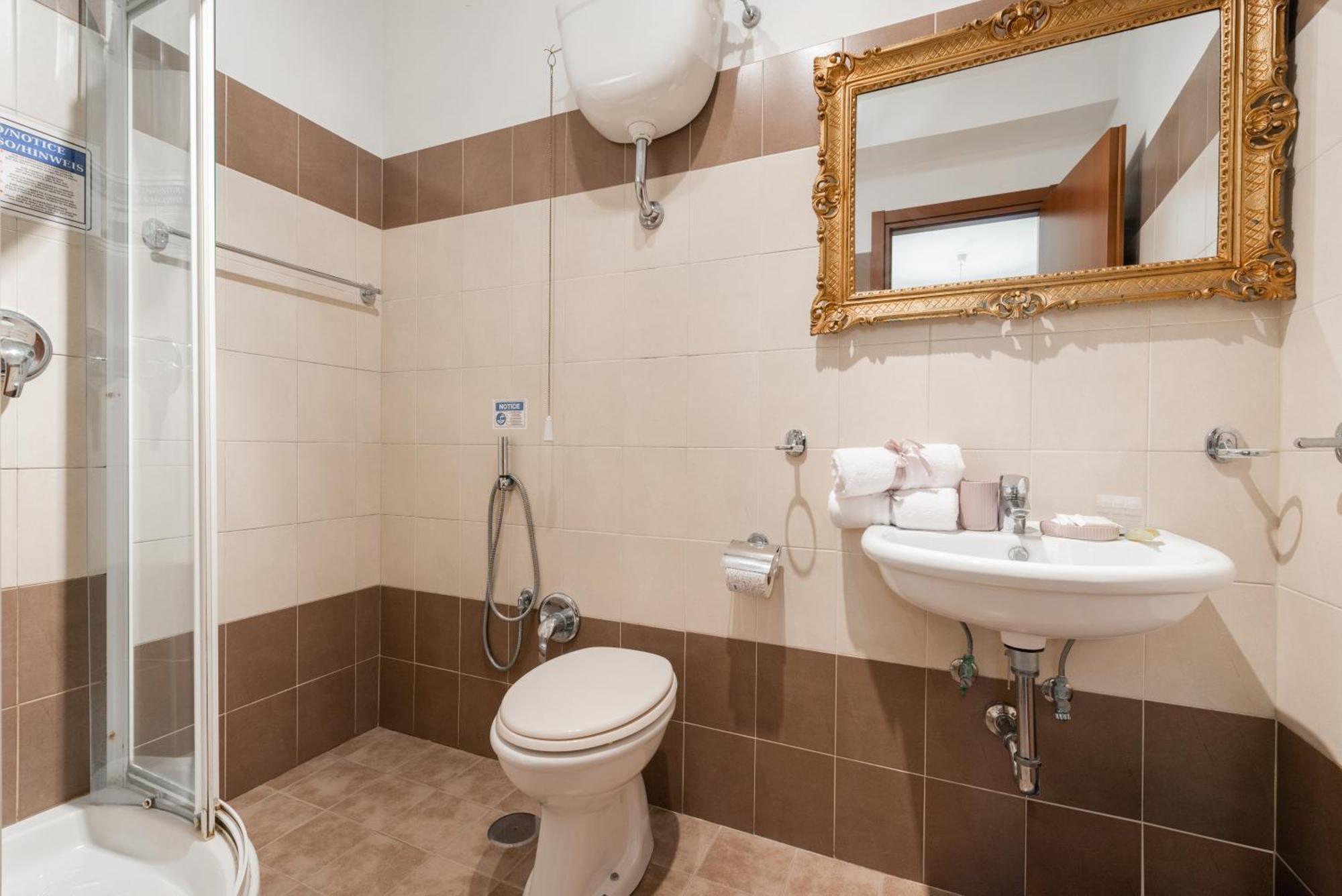 Rome's Holidays Guest house 2*