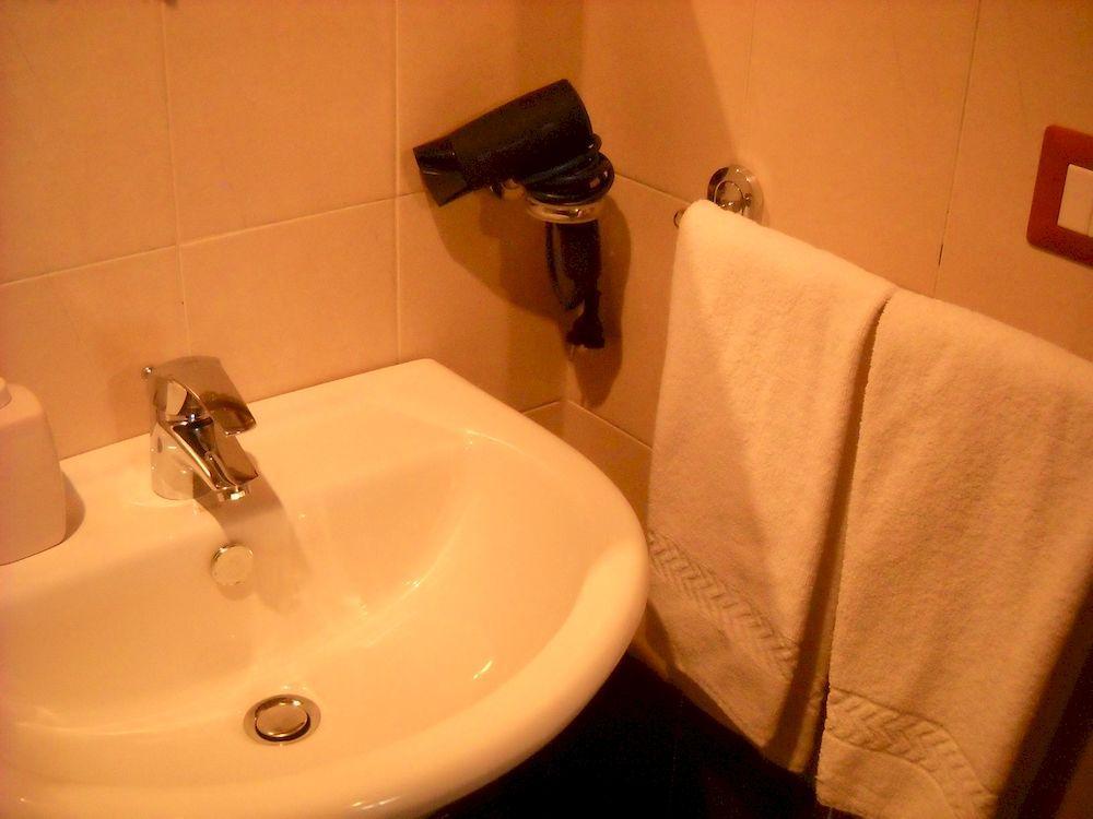 Rome's Holidays Guest house