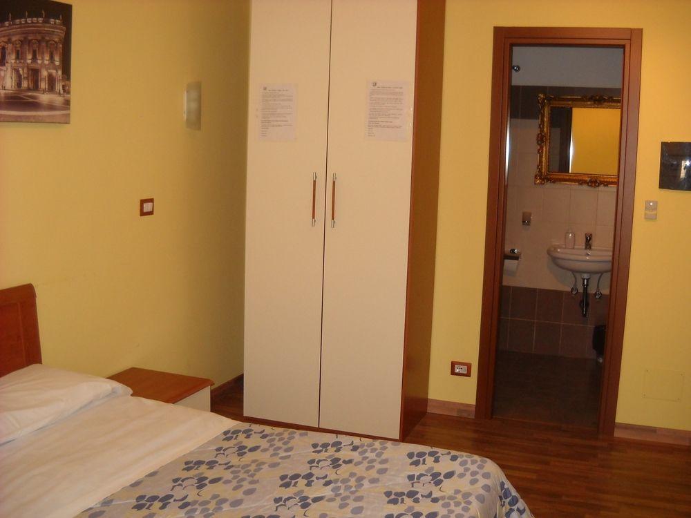 Rome's Holidays Guest house 2*